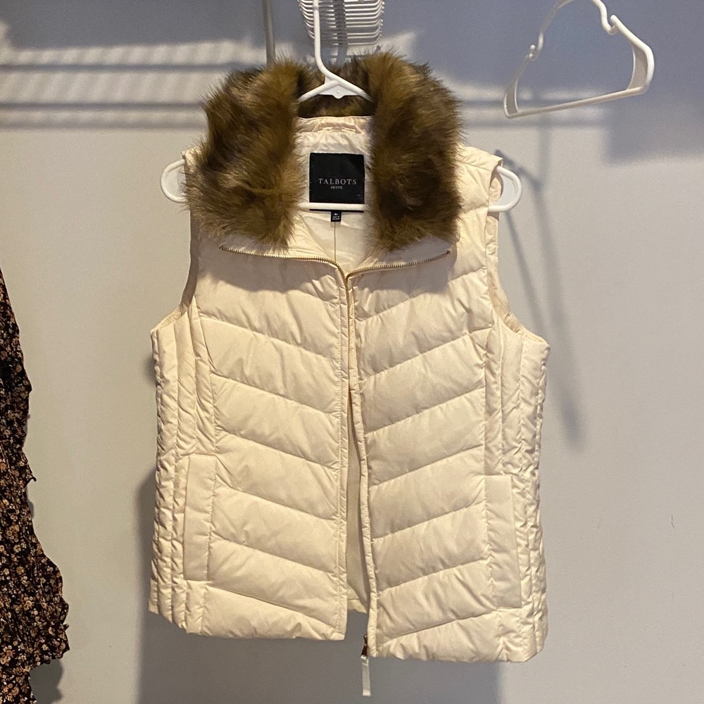 Talbots Cream Puffer Vest with Brown Faux Fur